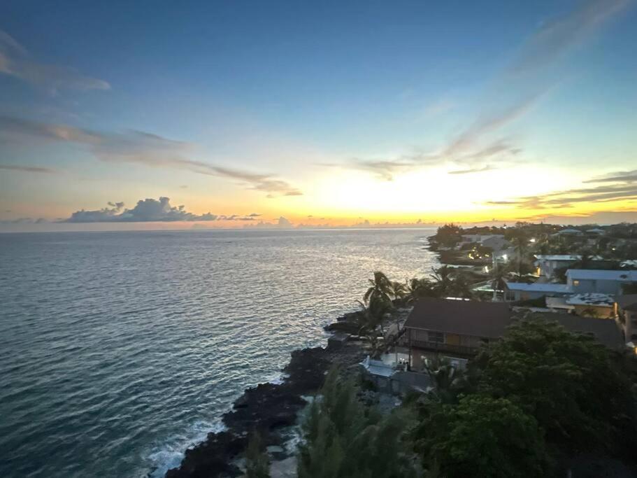 Luxury Ocean Front Seadreams 2 With 7 Mile Beach Views West Bay Exterior photo